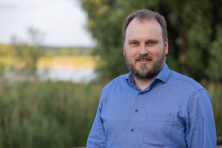 MAZ-Umfrage: Klare Mehrheit gegen CDU-AfD-Kungelei. Bündnisgrüne werfen CDU gefährliche Grenzverschiebung vor