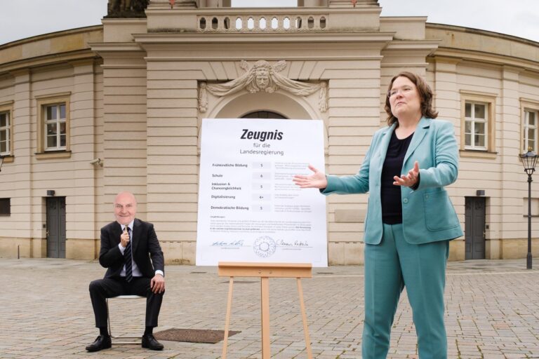 Bündnisgrüne verteilen Noten: Bildungspolitisches Zeugnis für Landesregierung katastrophal