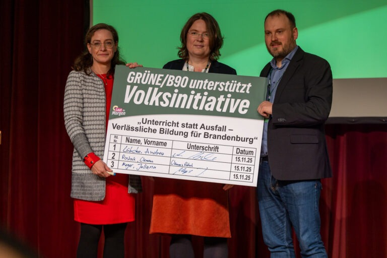 Bündnisgrüne unterstützen Volksinitiative für verlässlichen Unterricht